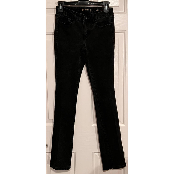 Kardashian Premium Black Jeans Kim Curvy Straight Size 2 31"‎ Inseam x 13" Waist - Picture 1 of 6